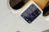Fender Custom Shop Ltd Edition 1960 Jazz Bass Relic Aged Olympic White-19.jpg